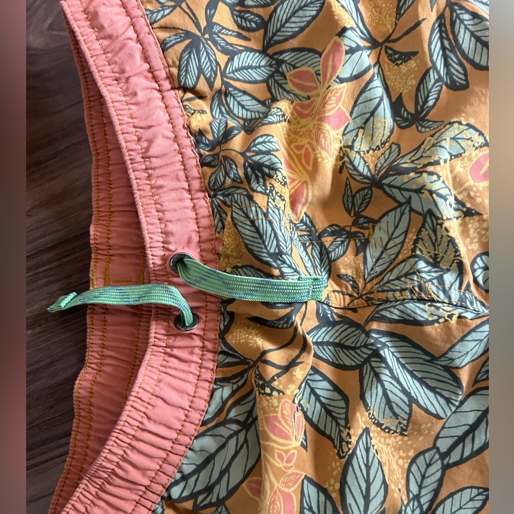 Patagonia Coral and Gray Swim Shorts (size L 10/12)